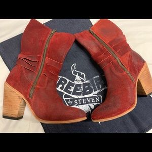 Freebird red suede womens boots size 8